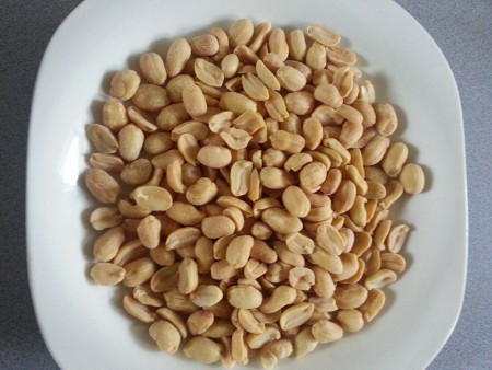 Maní frito (sin sal) $ 3.000 kilo